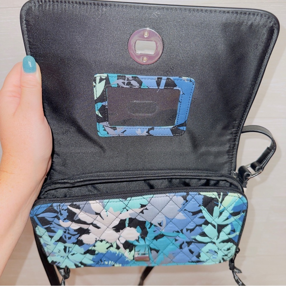 Vera Bradley Camoflora Small Crossbody Purse - Picture 8 of 9